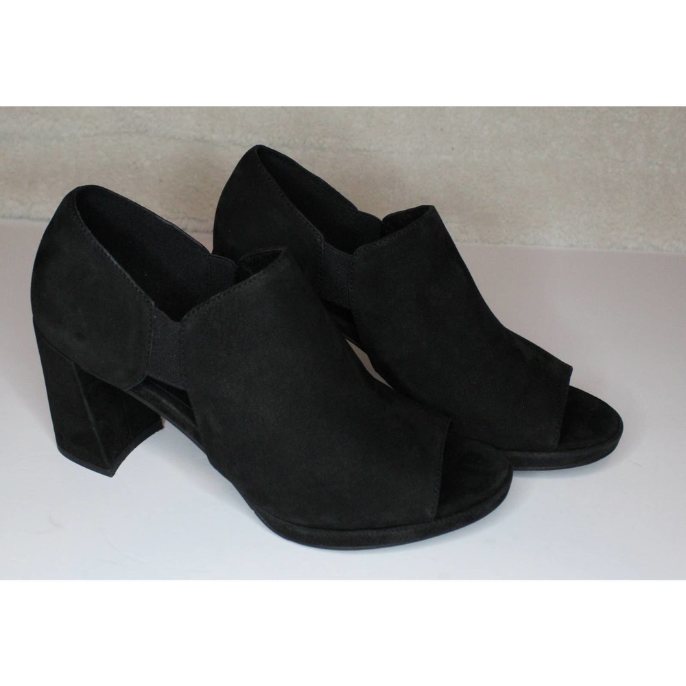 Eileen Fisher Black Milton Peep Toe Chunky Heel Shoe, Women's Size 6.5